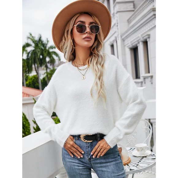 soft knit Fuzzy crewneck Sweater white boho minimalist preppy fall winter - Picture 4 of 12